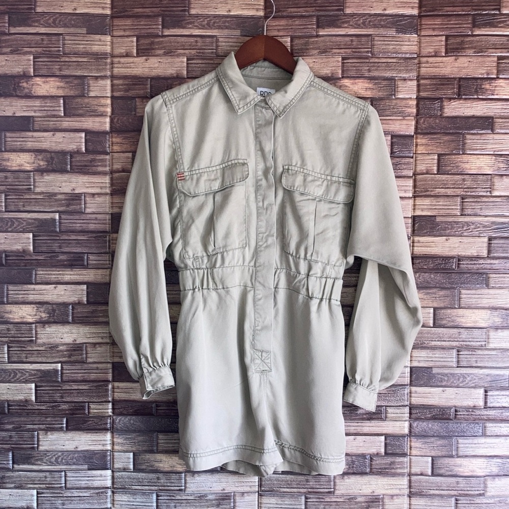 Urban Outfitters BDG Atticus Long Sleeve Coveralls Utility Romper Green Medium